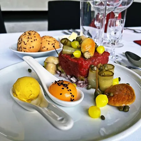 Hotel Skansen Conference&spa Studzieniec