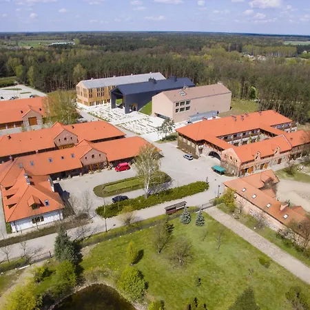 Skansen Conference&spa 3* Studzieniec