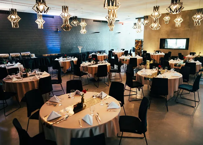 Hotel Skansen Conference&spa 3*